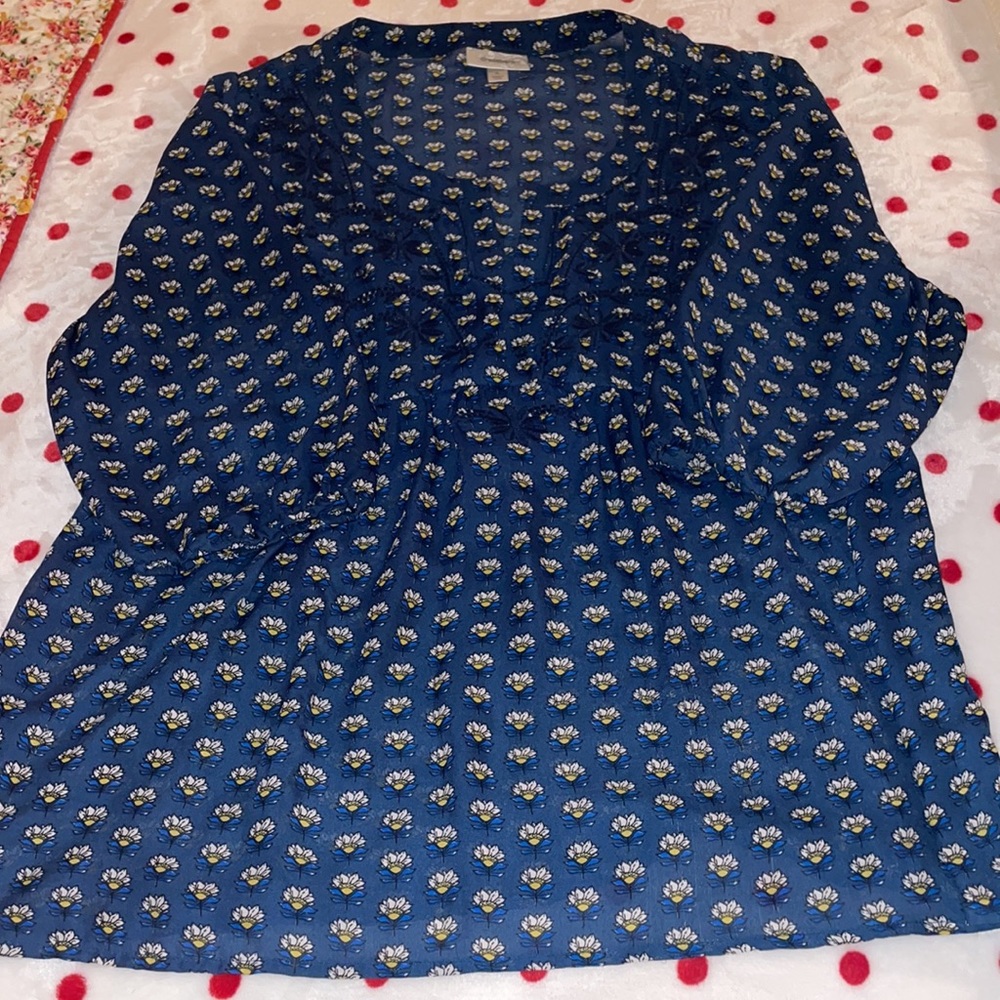 Beautiful Blouse from Dressbarn - Size XL